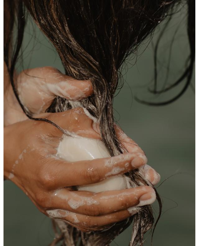L&#039;Essentiel de Douche Alpine Glow gift set for dry hair BEAUTY DISRUPTED