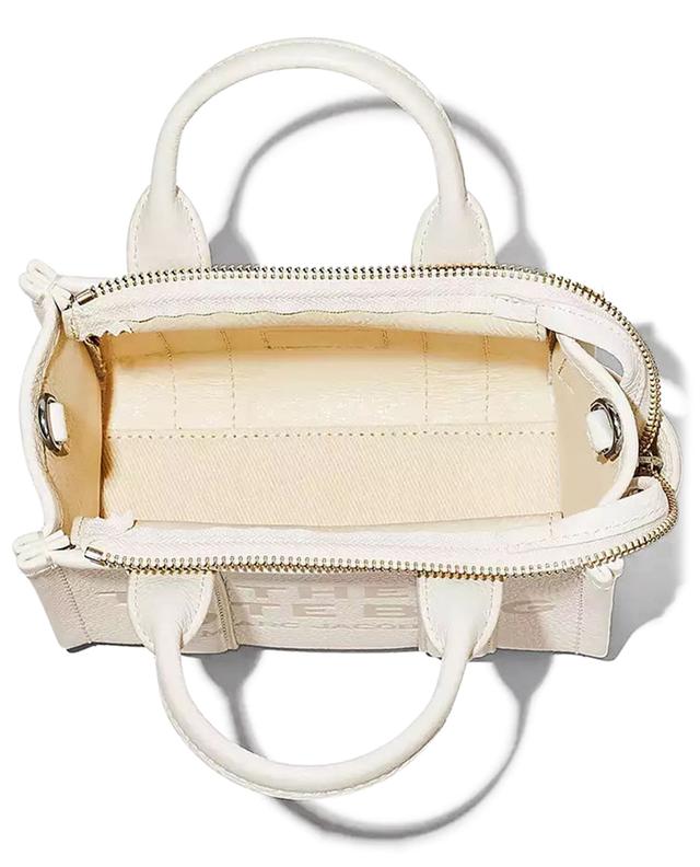 Sac à main Marc Jacobs The Mini Tote Bag en cuir grainé ➤ Achetez