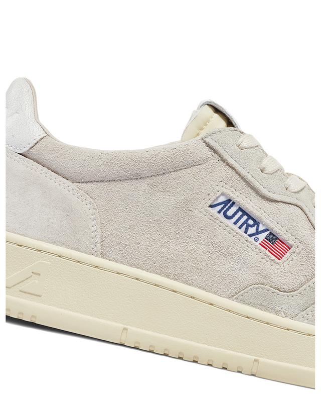 Medalist Low distressed suede low-top sneakers AUTRY