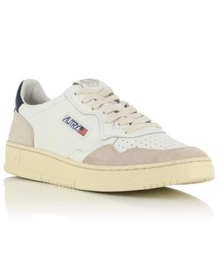 Medalist low-top sneakers in white leather with beige nubuck and navy blue leather details AUTRY